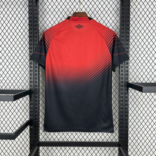 CAMISA DO ATHLETICO PARANAENSE 25/26 VERMELHA E PRETA