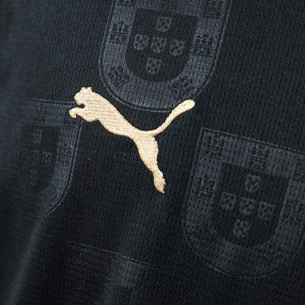 CAMISA EDIÇÃO ESPECIAL DA SELEÇÃO DE PORTUGAL 2026 PRETO EUSEBIO