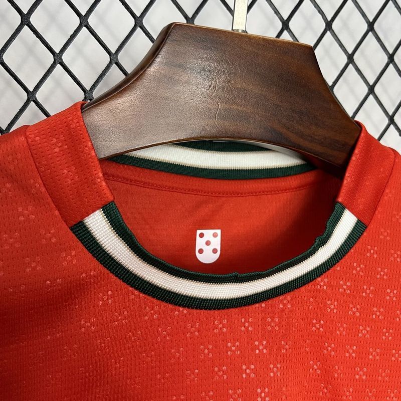 CAMISA DA SELEÇÃO DE PORTUGAL 25/26 VERMELHO