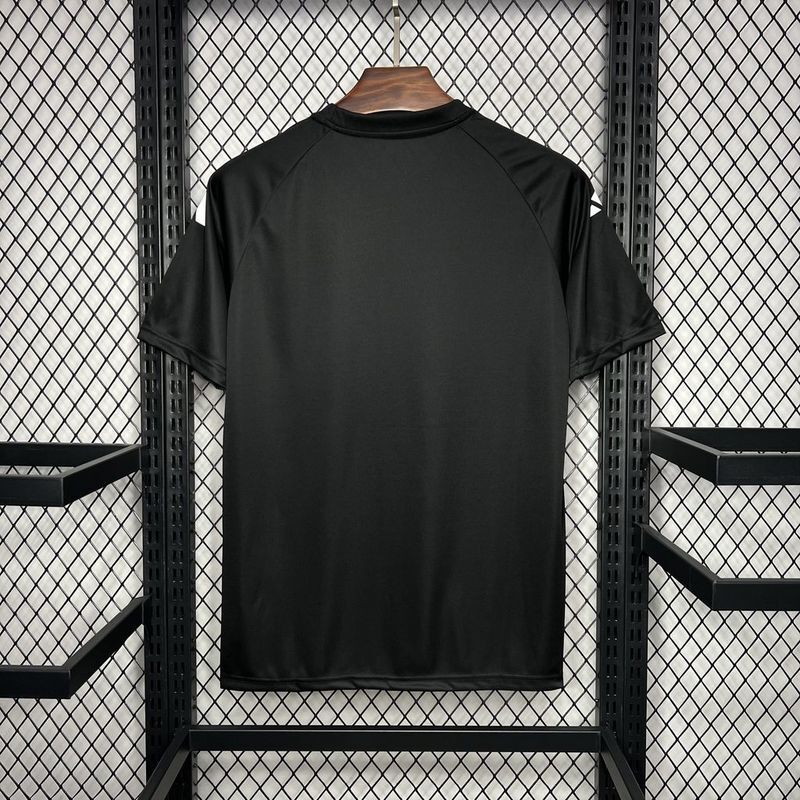 CAMISA PRÉ JOGO DA SELEÇÃO DA ALEMANHA 24/25 MULTICOLOR PRETO TREINO