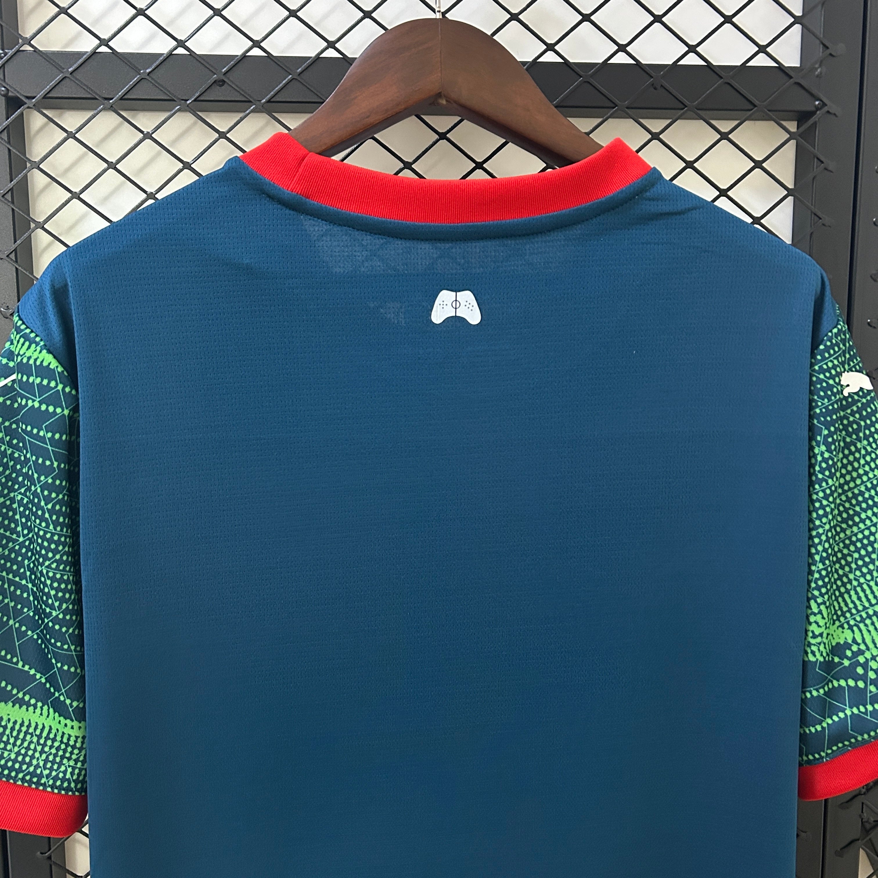 CAMISA DA SELEÇÃO DE PORTUGAL 25/26 VERDE TREINO