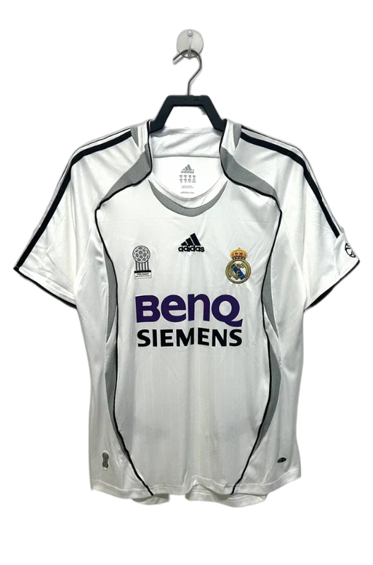 Camisa Retrô Real Madrid I 06/07
