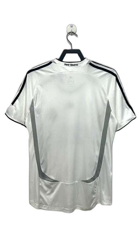 Camisa Retrô Real Madrid I 06/07