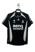 Camisa Retrô Real Madrid III 06/07