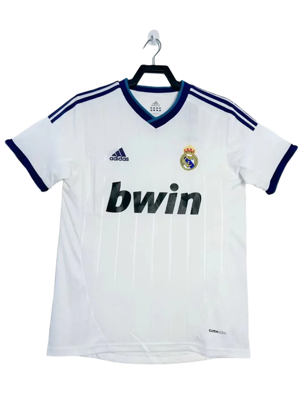 Camisa Retrô Real Madrid I 12/13